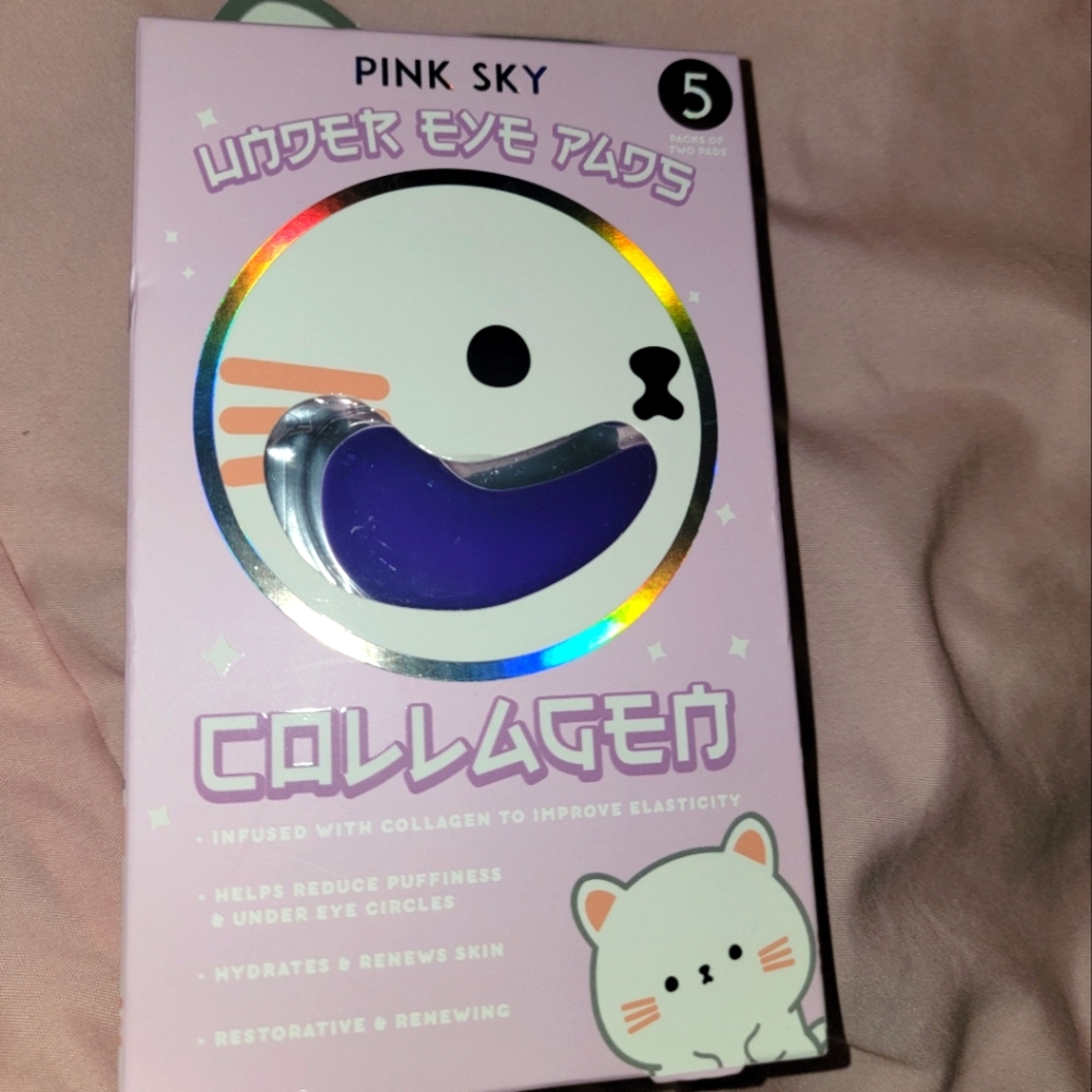 Pink sky collagen eye masks